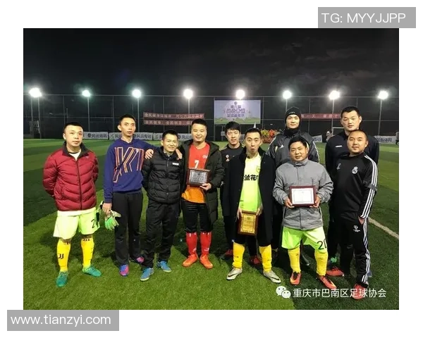 重庆足球队荣登足球配合排行榜第七名展现团队实力与默契